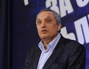 Иван Костов: Премиерът скандално реабилитира Тодор Живков
