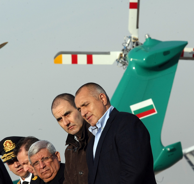 Премиерът Борисов, вицепремиерът Цветанов и военният министър Ангелов, сн. БГНЕС