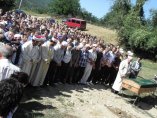 Никой от властта не дойде на погребението на загиналия при атентата български гражданин