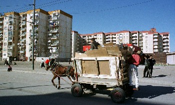 "Фигаро": Ромският квартал на Пловдив - най-голямото гето на Балканите