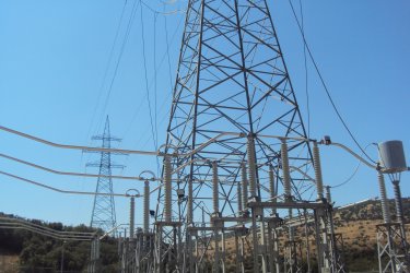 Планира се поевтиняване на тока за индустрията