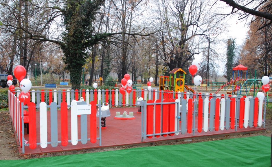 Детски люлки ще правят ток в Пазарджик
