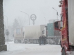 Позакъснялата зима скова Североизточна България, сняг и ветрове затвориха пътища