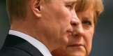 Меркел заплаши Русия с катастрофални последици