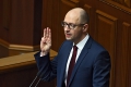 Украинският парламент не прие оставката на премиера Яценюк