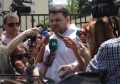 "Краси от Перник" и "един пълничък" уговаряли хора на протестите да взривят Пеевски