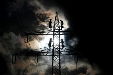 ФТ: Енергетиката на Германия е пред катастрофа заради зеления ток