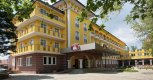 Синът и бивша секретарка на Георги Първанов купили задлъжнял хотел в Кюстендил
