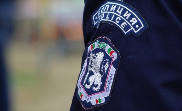 Полицията в Бургас е заловила 66 нелегално преминали границата за три дни