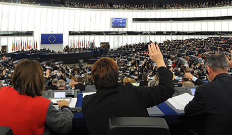 Европарламентът отказва да съобщи как депутатите харчат надбавките