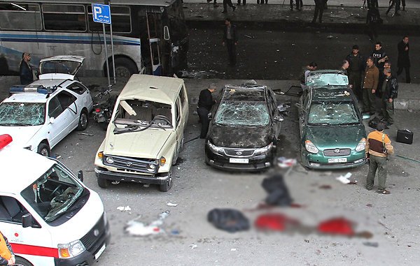 "Ислямска държава" взриви кола-бомба пред полицейски клуб в Дамаск
