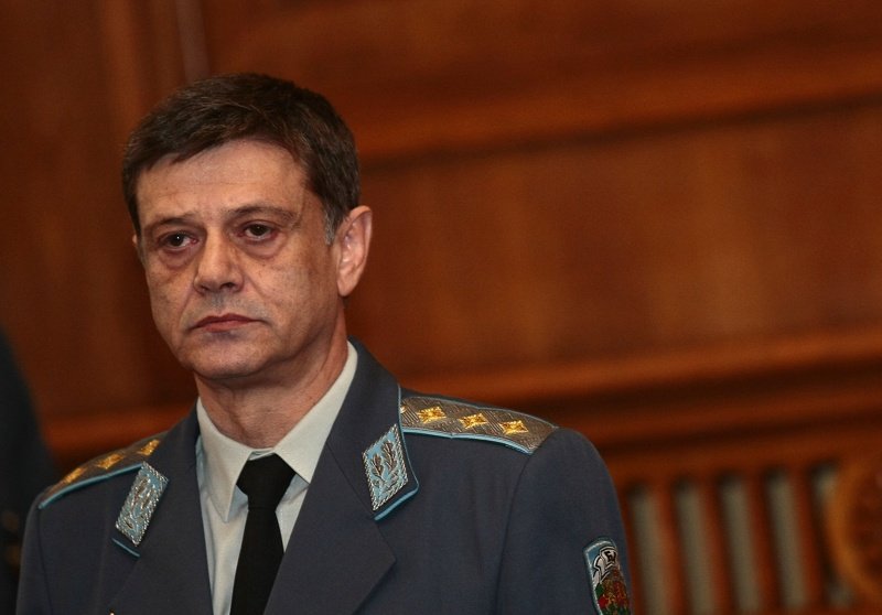 Генерал-лейтенант Константин Попов ще получи още една звезда на пагона, сн. БГНЕС