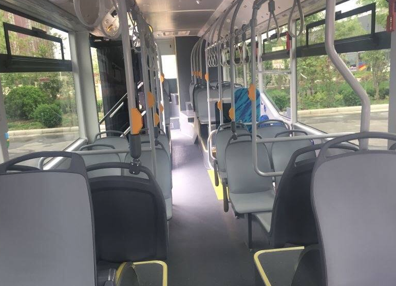 София сменя старите немски автобуси с нови китайски