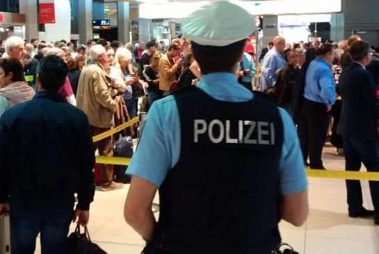 Пробив в сигурността спря излитанията от летище Кьолн-Бон