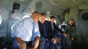 С двама министри и с Валери Симеонов премиерът инспектира от въздуха оградата с Турция