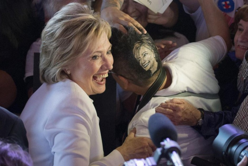 Клинтън на практика спечели номинацията на демократите за президент