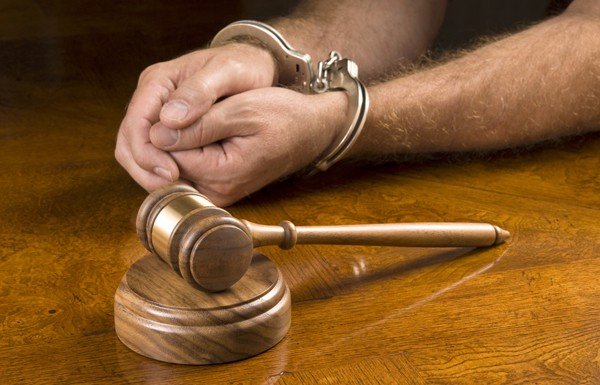 Мъжът, намушкал кмета на Кьолн с нож, беше осъден на 14 години затвор