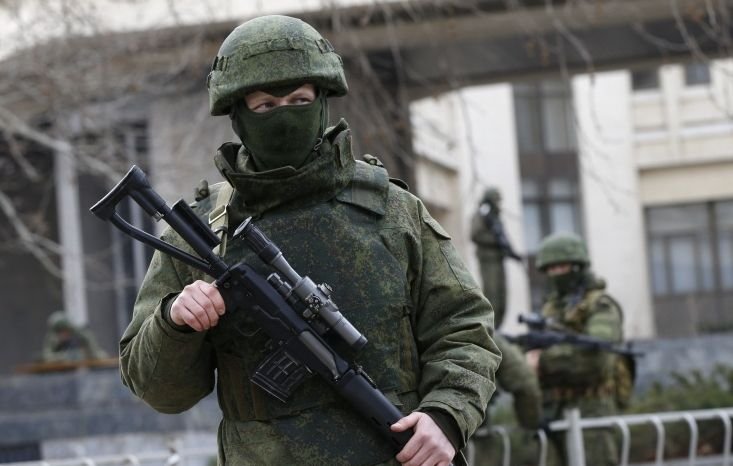 По-близка до хората и "по-яка": как се променя имиджът на руската армия