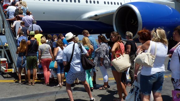 60 хиляди руски туристи посетиха само за месец Турция