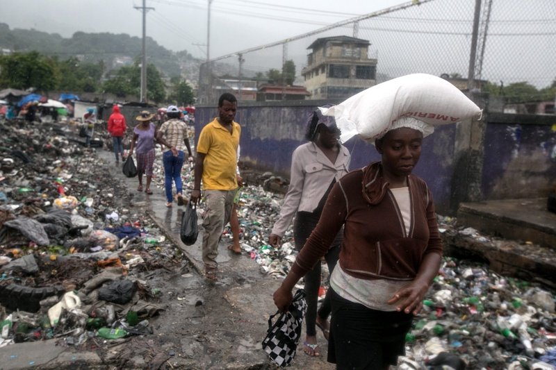 Кадър на катастрофалните разрушения в Хаити, сн. ЕПА/БГНЕС
