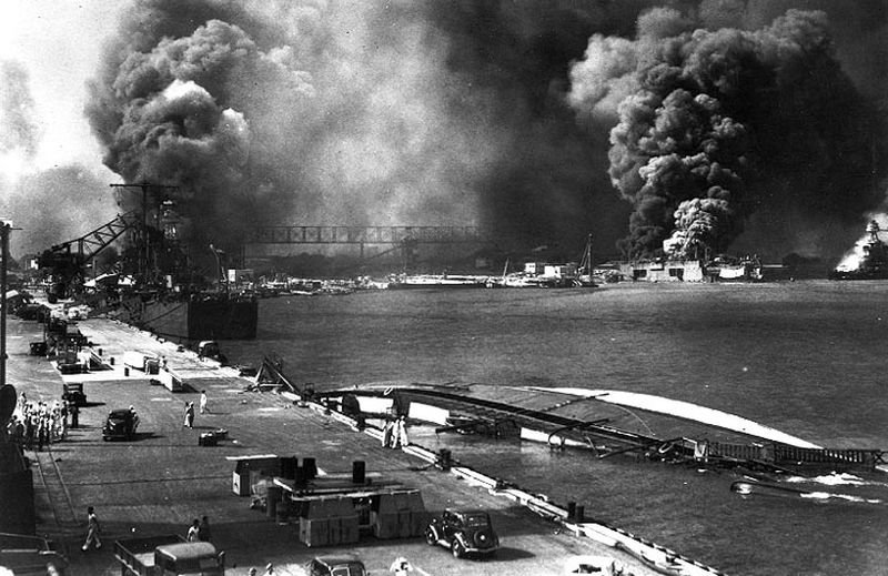 САЩ отбелязват 75-ата годишнина от нападението над Пърл Харбър