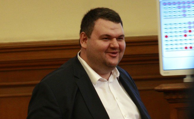 Делян Пеевски пак ще става депутат