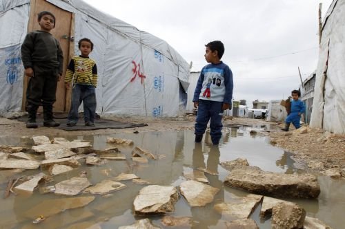 Помощи от ООН за сирийските бежанци развиват икономиката на Ливан