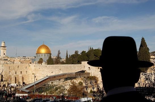Израел забранява на мъже под 50 години достъпа до Стария град на Ерусалим