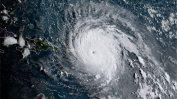 Над Карибите вилня най-мощният от век ураган