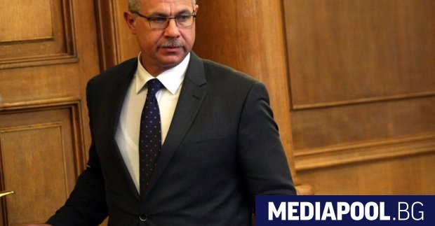 Парламентарната група на ГЕРБ се отказа от кандидатурата на депутата