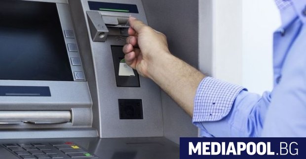 Цял банкомат е бил откраднат от хипермаркет в Дупница в