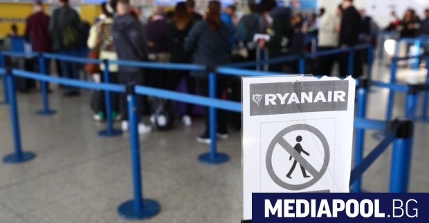 Сн БГНЕС ЕПА Нискотарифната авиокомпания Райънеър обяви че отменя още 18