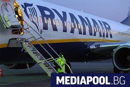 Най големият нискобюджетен превозвач в Европа Райънер Ryanair съобщи че ще