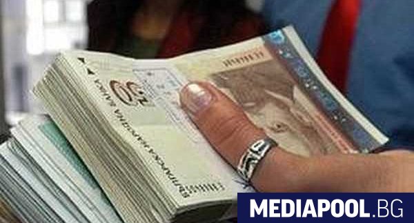 Част от настоятелствата на училищата са се превърнали в черни