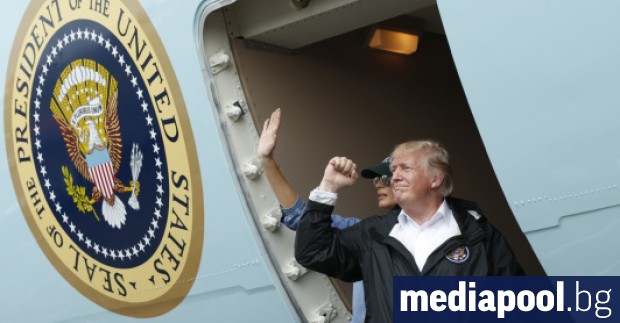 Доналд Тръмп Американският президент Доналд Тръмп направи мистериозно изказване докато