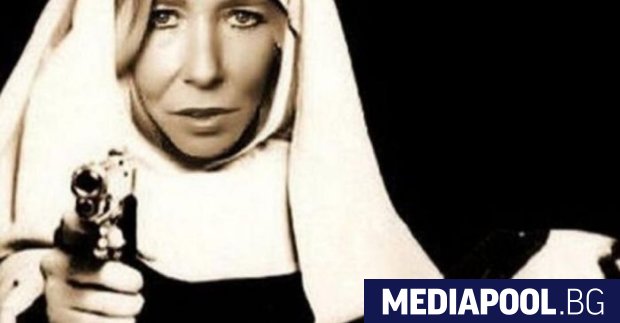 Сали Бялата вдовица Джоунс родена във Великобритания и рекрутирана