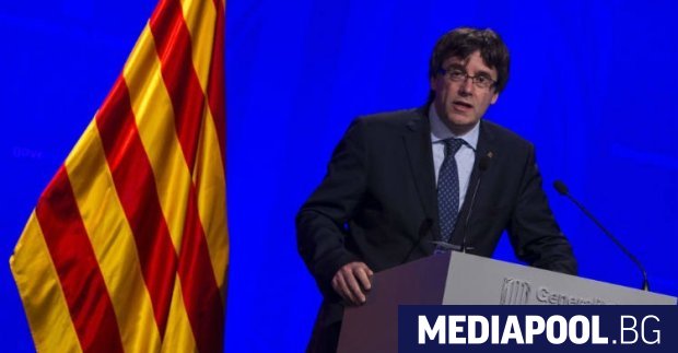 Каталунският лидер Карлес Пучдемон не даде ясен отговор на Мадрид