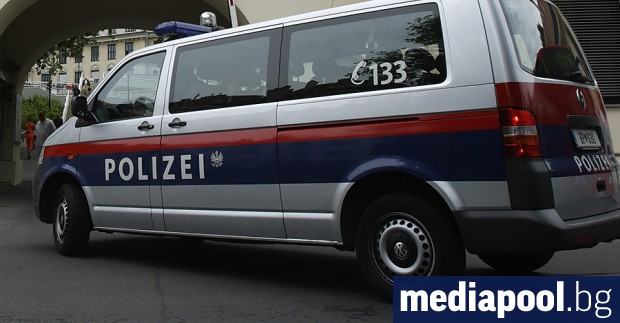 Австрийската полиция съобщи че е арестувала български гражданин след като