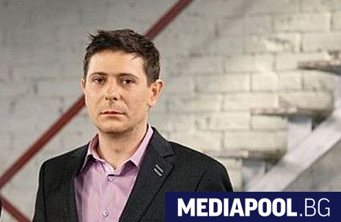 Водещият на Нова телевизия Виктор Николаев направи в понеделник кратко