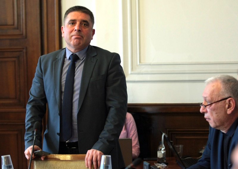 Шефът на правната комисия Данаил Кирилов