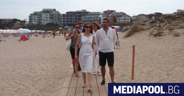 Министерството на туризма се е отказало да изземва контролни функции