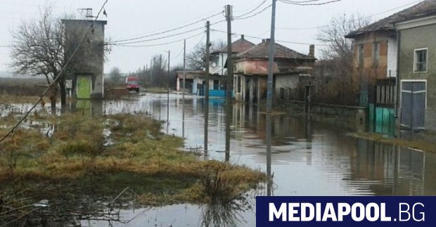 Тялото на възрастната жена която изчезна при наводнението в нощта