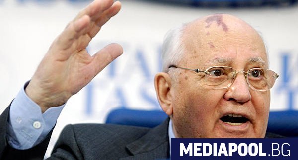 Михаил Горбачов Бившият съветски лидер Михаил Горбачов почитан на Запад