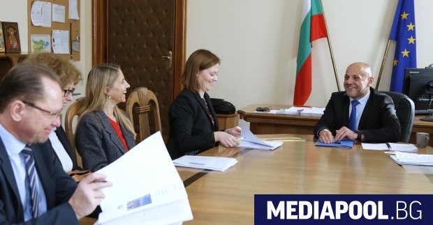 Томислав Дончев и Марит Рьосланд обсъдиха Норвежкия механизъм България ще