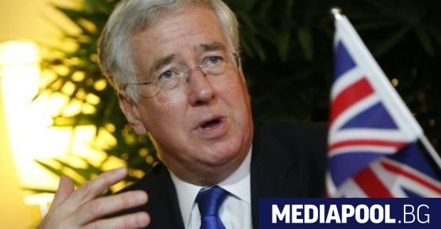 Британският министр на отбраната Майкъл Фалън подаде оставка Повод за