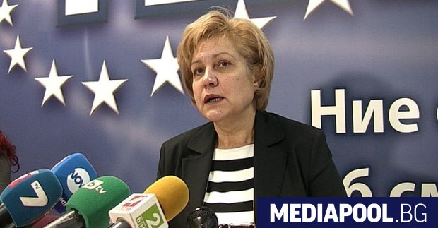 Менда Стоянова ГЕРБ не смята да започва дебат за промяна