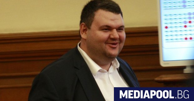 Пеевски призна че е купил медиите си със заем от