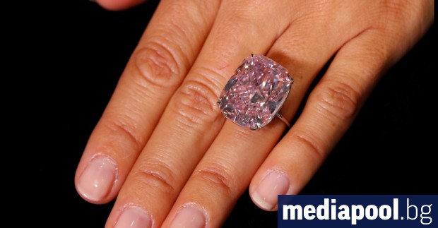 Прочут диамант украсявал короната на Луи Четиринайсети и Наполеон Бонапарт