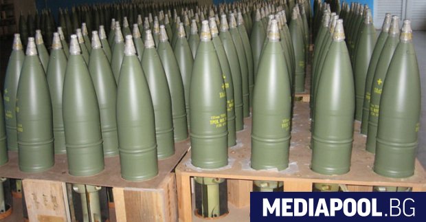 Над 4300 тона боеприпаси на частни фирми се съхраняват в