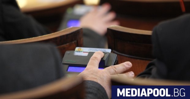 Бюджетните закони ще бъдат гласувани окончателно на второ четене в